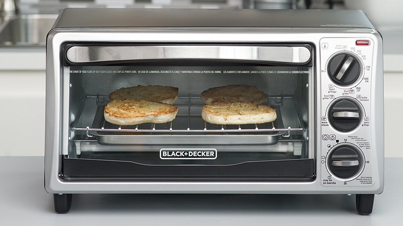 Black+Decker Toaster Oven, $20 after $5 coupon